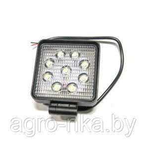 Фара квадратная дополнительная , рассеиваемый свет 9 диодов AE27S-9LED-28РС 27W 12/24V (110x28x140)