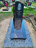 ДВЕ СОСТАВНЫХ СТЕЛЫ НА ОДИНОЧНОМ КОМБИНИРОВАННОМ НАДГРОБИИ, фото 2
