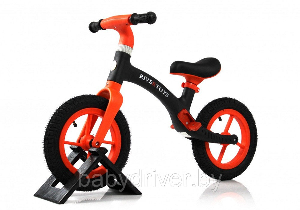 Детский беговел RiverToys HB-001 (чёрный) 12 дюймов, подсветка колёс