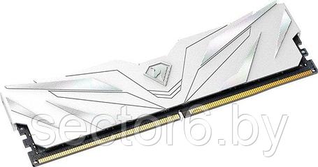 Оперативная память Netac Shadow II White 16ГБ DDR4 3200МГц NTSWD4P32SP-16W, фото 2