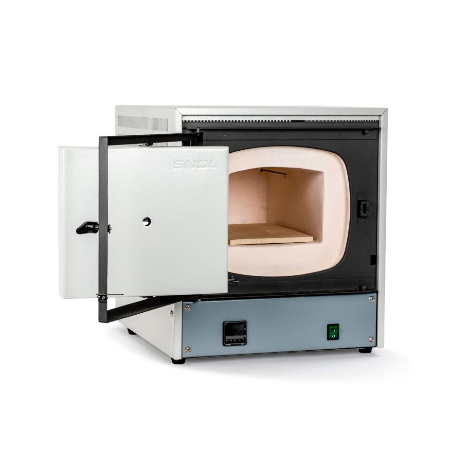 Лабораторная муфельная печь SNOL 8,2/1100 LSM 01 (до 1100 °C, 8,2 л, камера термоволокно, блок)