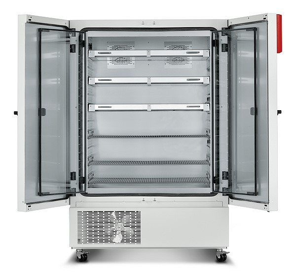 Климатическая камера BINDER KBWF 720 (тепло-холод-влажность-освещение, 0...+ 70 °С, 700 л)