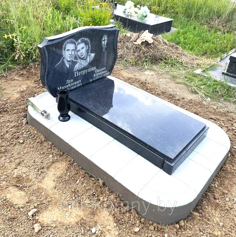 НЕДОРОГОЙ ПАМЯТНИК НА ДВОИХ ЧЕЛОВЕК