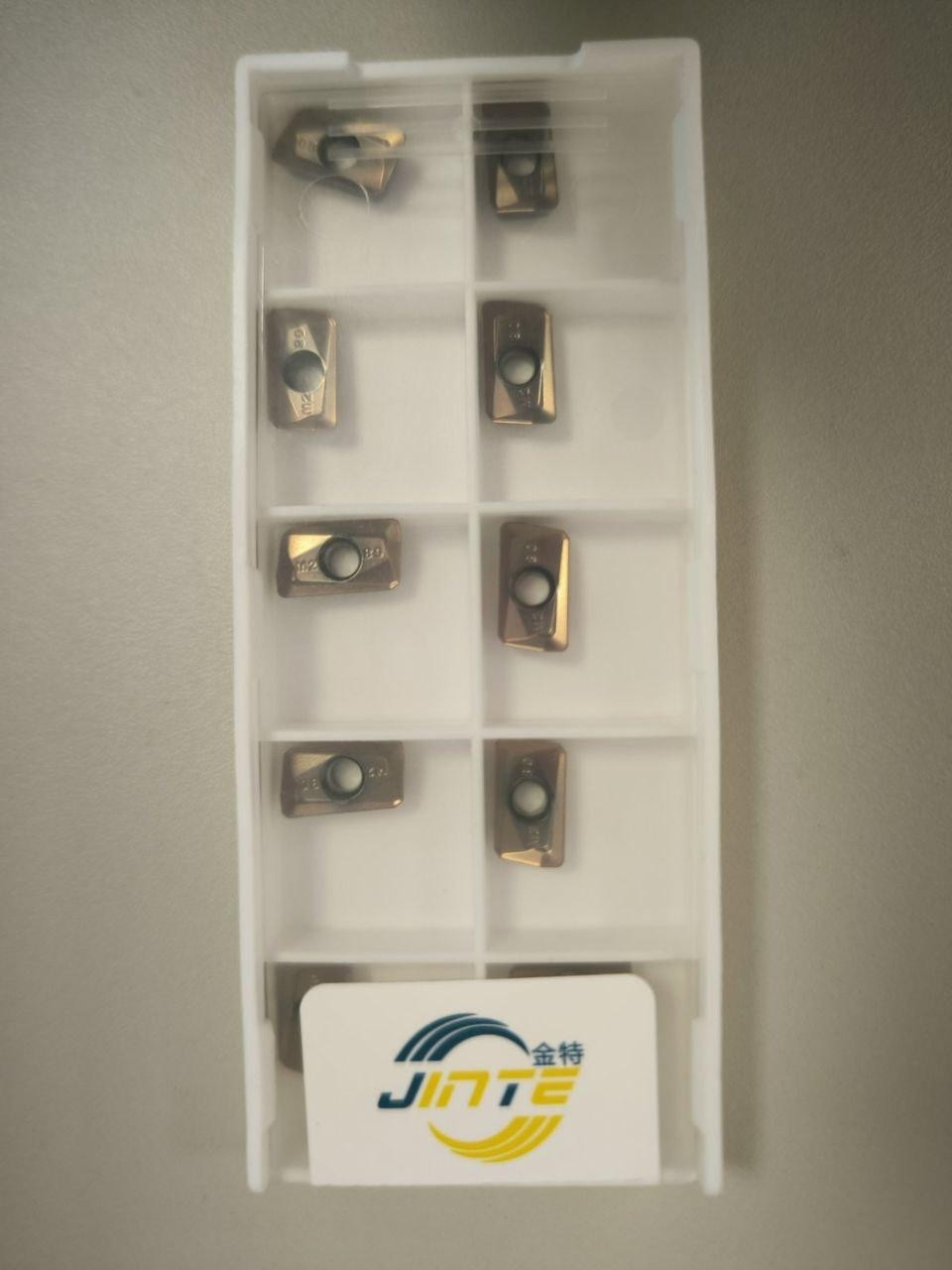Пластина твердосплавная APMT 1135 PDER-M2
