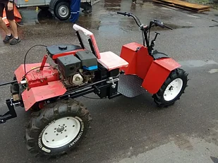 Минитрактор на базе мотоблока с адаптером АМ-4 ("ГРАД 16P,16 л.с., передачи 3+1)