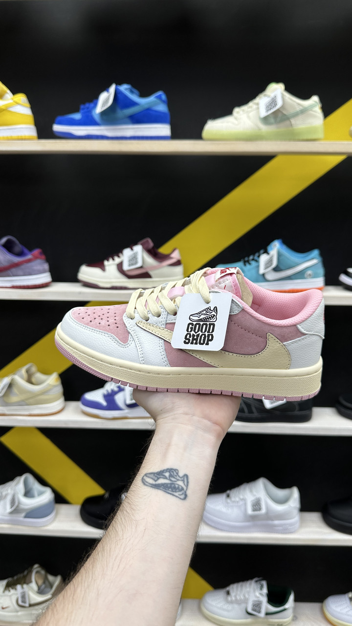 Кроссовки Air Jordan 1 Low x Travis Scott Beige Pink