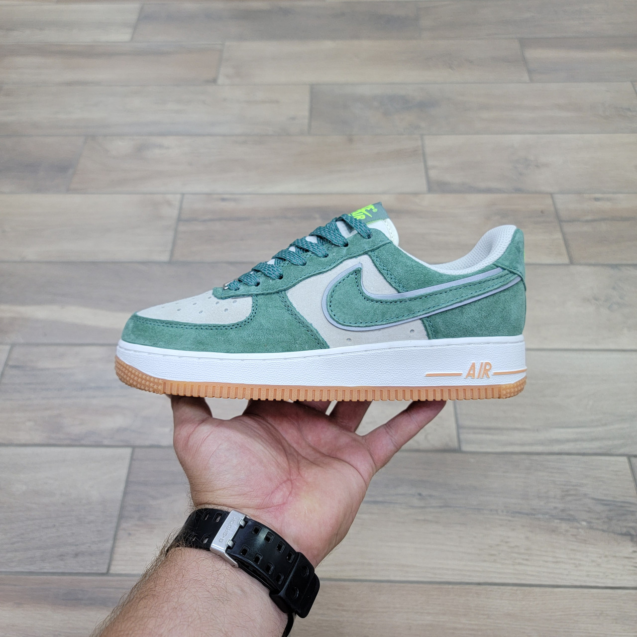 Кроссовки Akira X Nike Air Force 1 07 Low Suede Green White