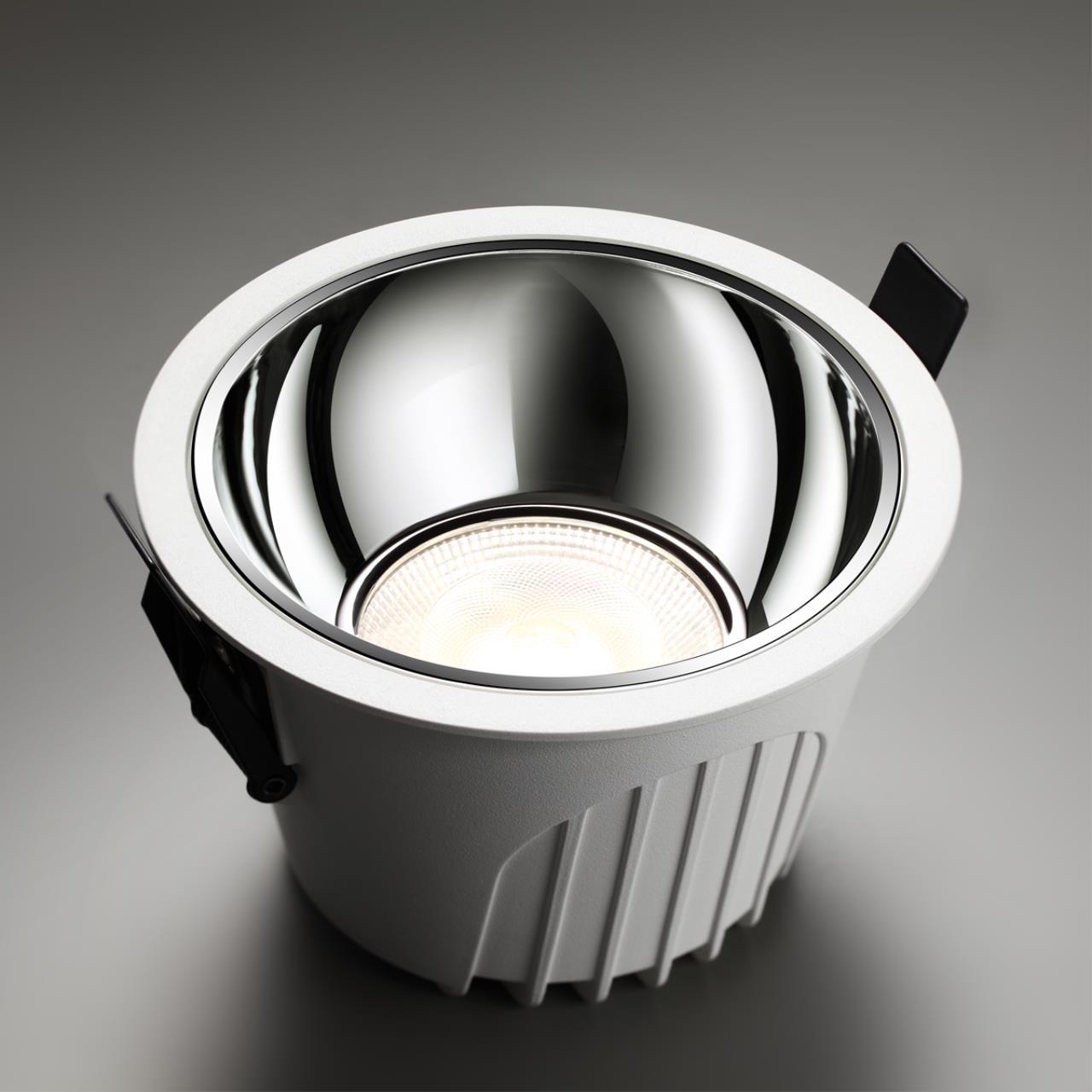 358693 SPOT NT21 207 белый/хром Светильник встраиваемый светодиодный IP20 LED 4000К 20W 100-265V KNOF