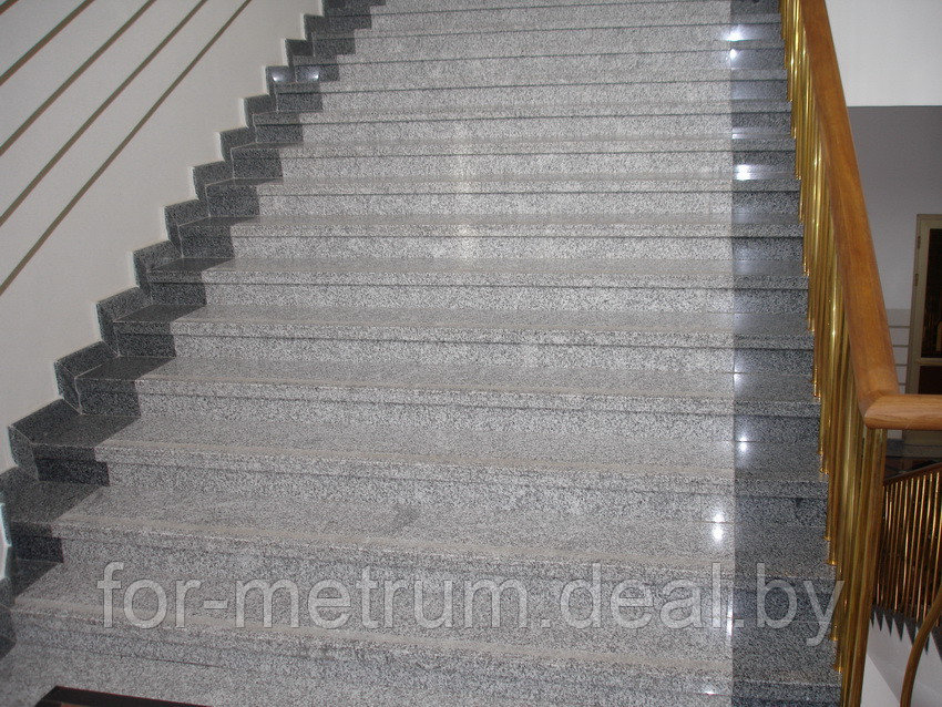 Гранитные ступени лестницы №19 - фото 1 - id-p33877645