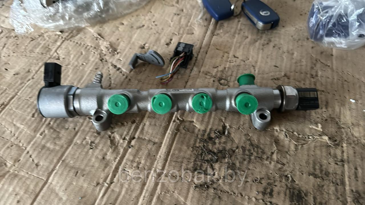 РЕЙКА ТОПЛИВНАЯ 04L130093 04L130764B VW CRAFTER 2.0 TDI
