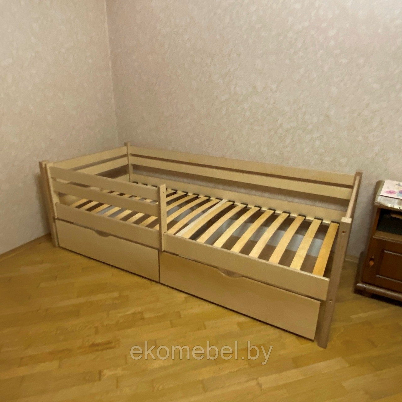 Кровать "Ростик" с ящиками и бортиком (80х160,80х180, 80х190, 90х190, 90х200 см) Березовая фанера