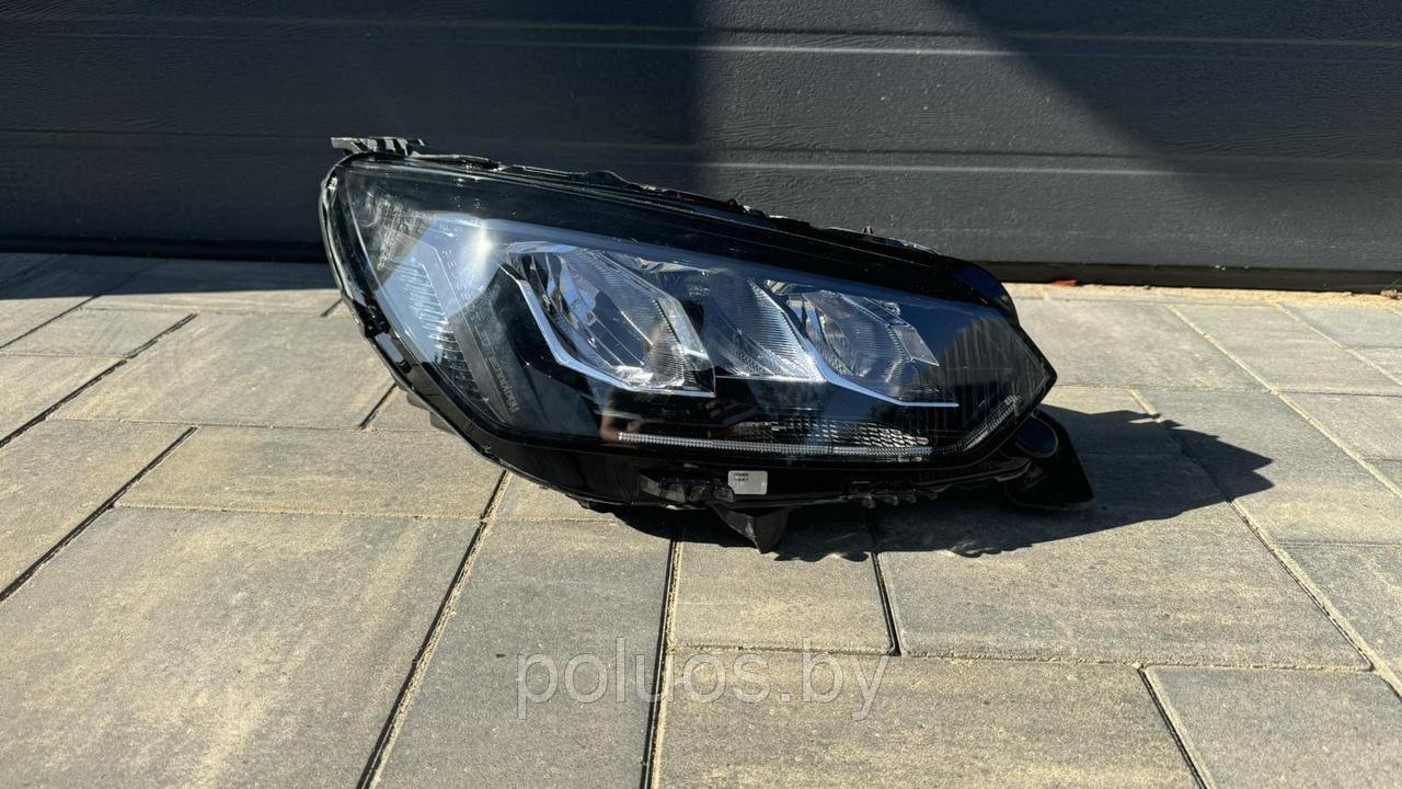 Фара правая peugeot 208 2008 LED