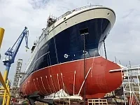 Морозильный рыболовный траулер Капитан Юнак спущен на воду