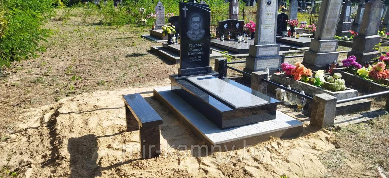 КОМБИНИРОВАННЫЙ ОДИНОЧНЫЙ ПАМЯТНИК В ГРОДНО