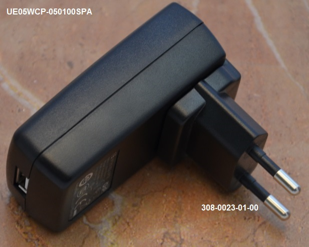 Зарядное устройство сетевое (СЗУ, зарядка) Fuhua UE05WCP-050100SPA 5V 1A