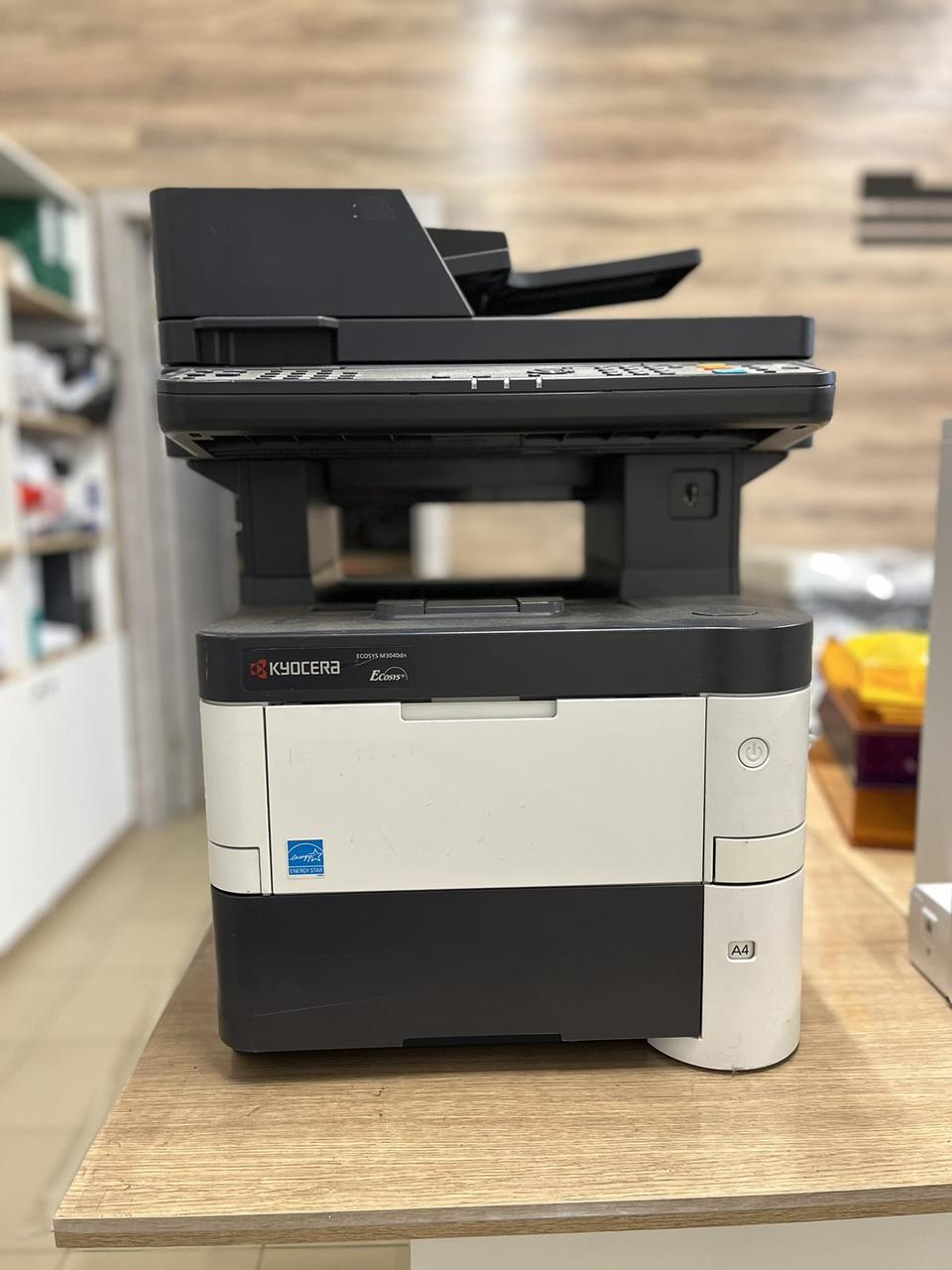 МФУ лазерное Kyocera M3040dn Б/У: продажа, цена в Минске. принтеры ...