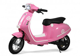 Детский электроскутер RiverToys A111AA (розовый) скорость 20 км/ч, до 65 кг.