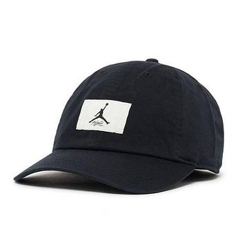 Бейсболка NIKE J CLUB CAP US CB FLT PATCH черный FD5181-010