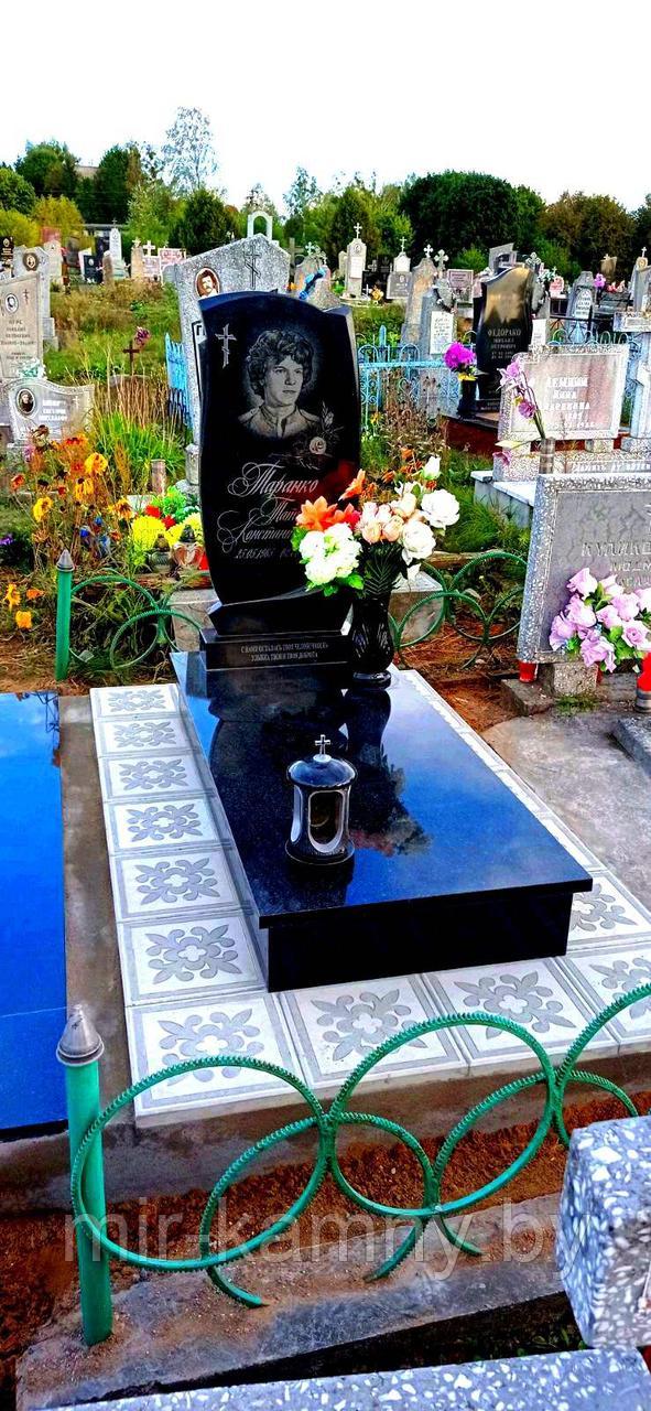 ОДИНОЧНЫЙ ПАМЯТНИК ИЗ ГРАНИТА