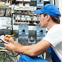 Плановый осмотр электрических сетей и оборудования