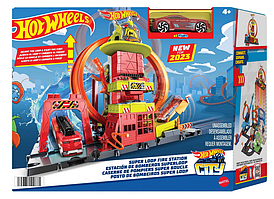 Игровой трек Hot Wheels Супер петля с пожарной станцией HKX41
