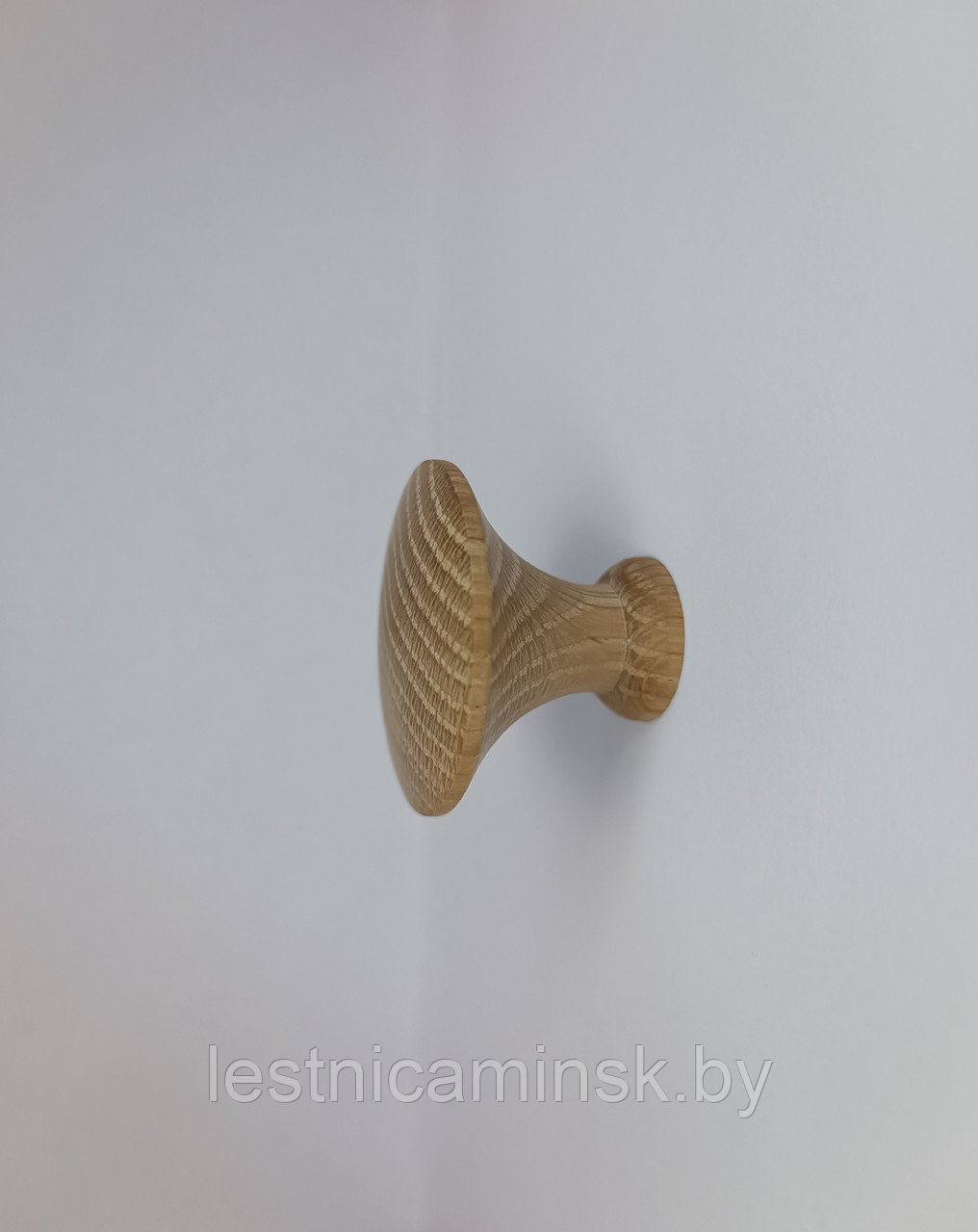 Ручка для мебели РМ 06 из дуба.40*30*20. Шлифованная под покрытие.