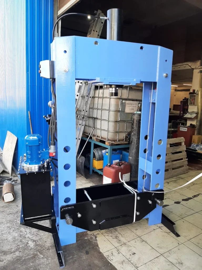 Гидравлический пресс 100т. ПГ100