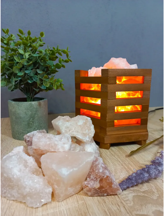 Соляная лампа - ночник Salt Lamp Очаг из гималайской соли 3-3.5 кг.