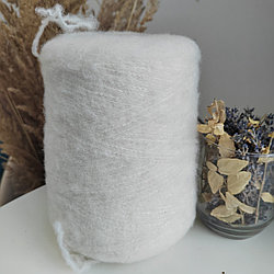 Pecci Filati Charleston 85%вспушенный меринос экстрафайн, 13%нейлон, 2%эластан, 450 100г цвет молоко