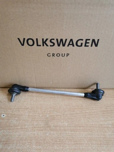 ТЯГА СТАБИЛИЗАТОРА  VAG  2Q0411315B