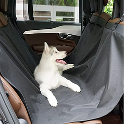 Подстилка в авто для домашних питомцев PETZOOM Loungeе (140 х 130 см) Черная