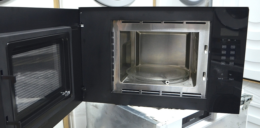 Встраиваемая микроволновая печь  Miele M 2230 SC OBSW   Гарантия 3 месяца  В