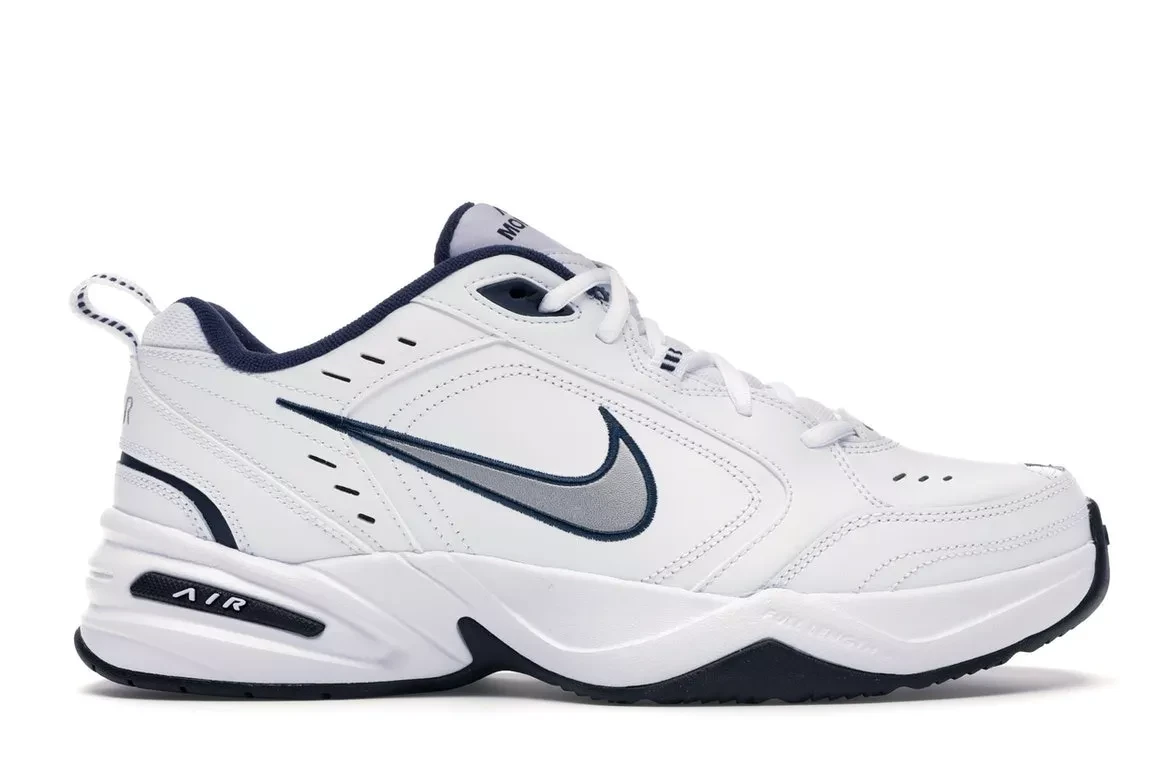 Кроссовки мужские Nike Air Monarch IV белый 415445-102