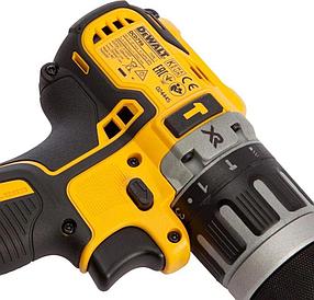 Дрель-шуруповерт DeWalt DCD796D2-QW аккум. патрон:быстрозажимной (кейс в комплекте)