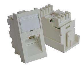 LANMASTER TWT-SIP-RJ45/F-WH Вставка RJ-45 UTP Cat.5E, 22.5x45 мм угловая, с маркировкой, белая
