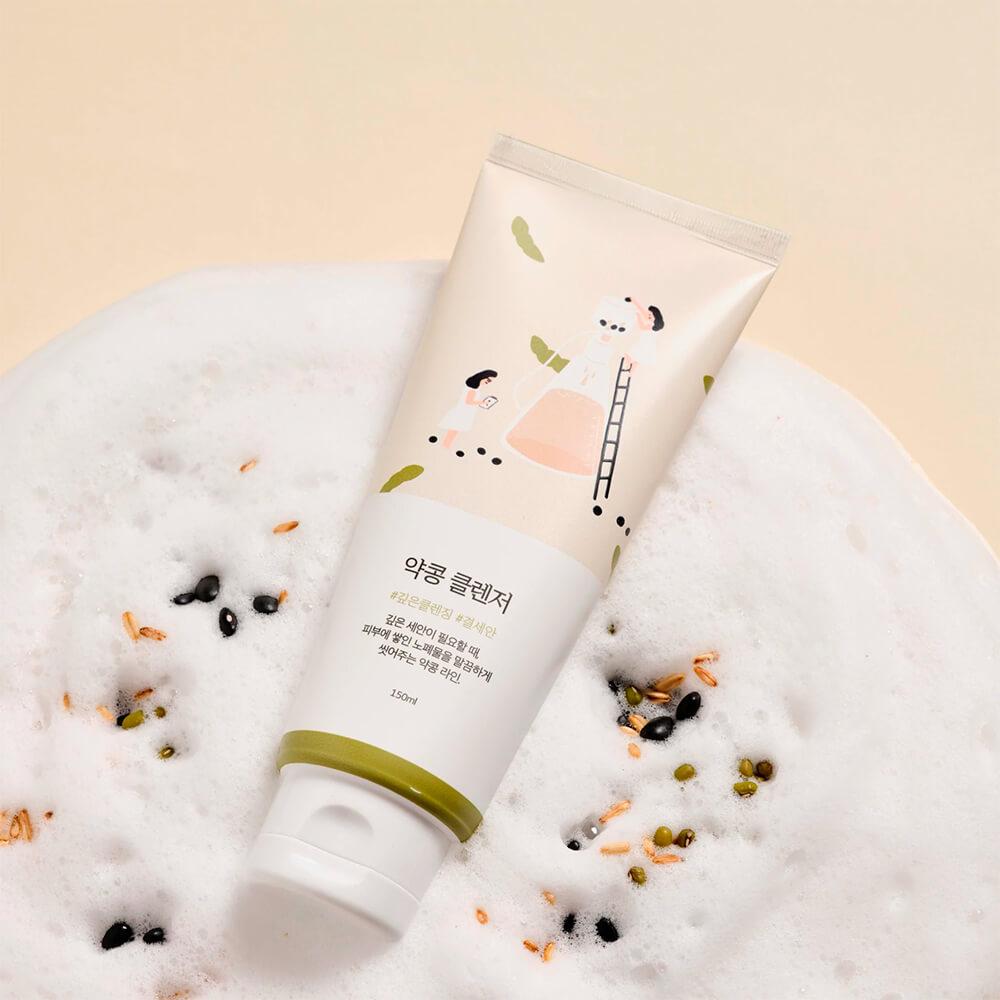 Питательная пенка-скраб для умывания с соей Round Lab Soybean Cleanser, 150 мл