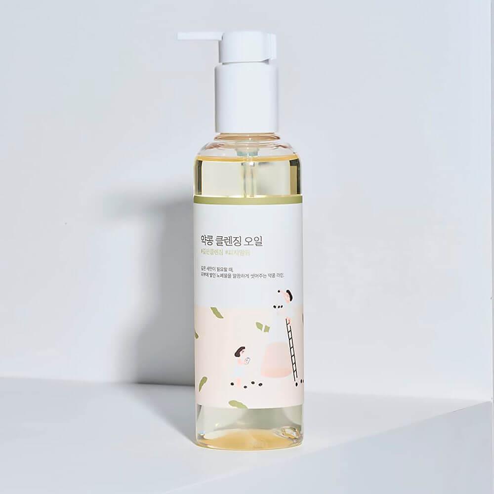 Питательное гидрофильное масло с чёрной соей Round Lab Soybean Cleansing Oil,180 мл
