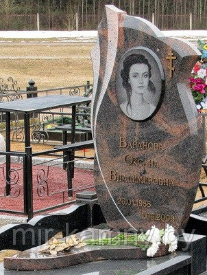 ГРАНИТНЫЕ ПАМЯТНИКИ В ГРОДНО
