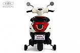 Детский электромотоцикл RiverToys Z555ZZ (бежево-красный), фото 4
