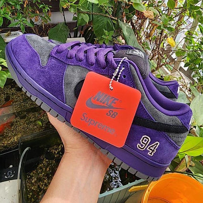 Коллекция Supreme x Nike SB Dunk Low выйдет в мае (новые фото)