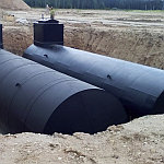 Чем должны быть оборудованы пожарные резервуары?