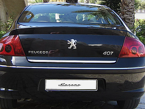 Хромированная кромка крышки багажника Peugeot 407