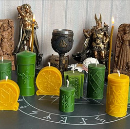 СЛАВЯНСКИЕ И РУНИЧЕСКИЕ АТРИБУТЫ
