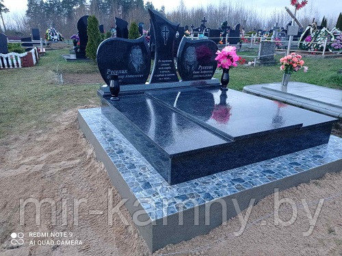 ГРАНИТНЫЙ КОМПЛЕКС В ЛУННО