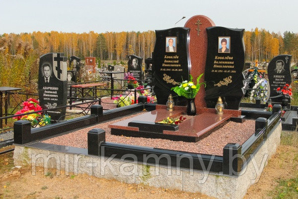 МЕМОРИАЛЬНЫЙ КОМПЛЕКС НА ДВОИХ