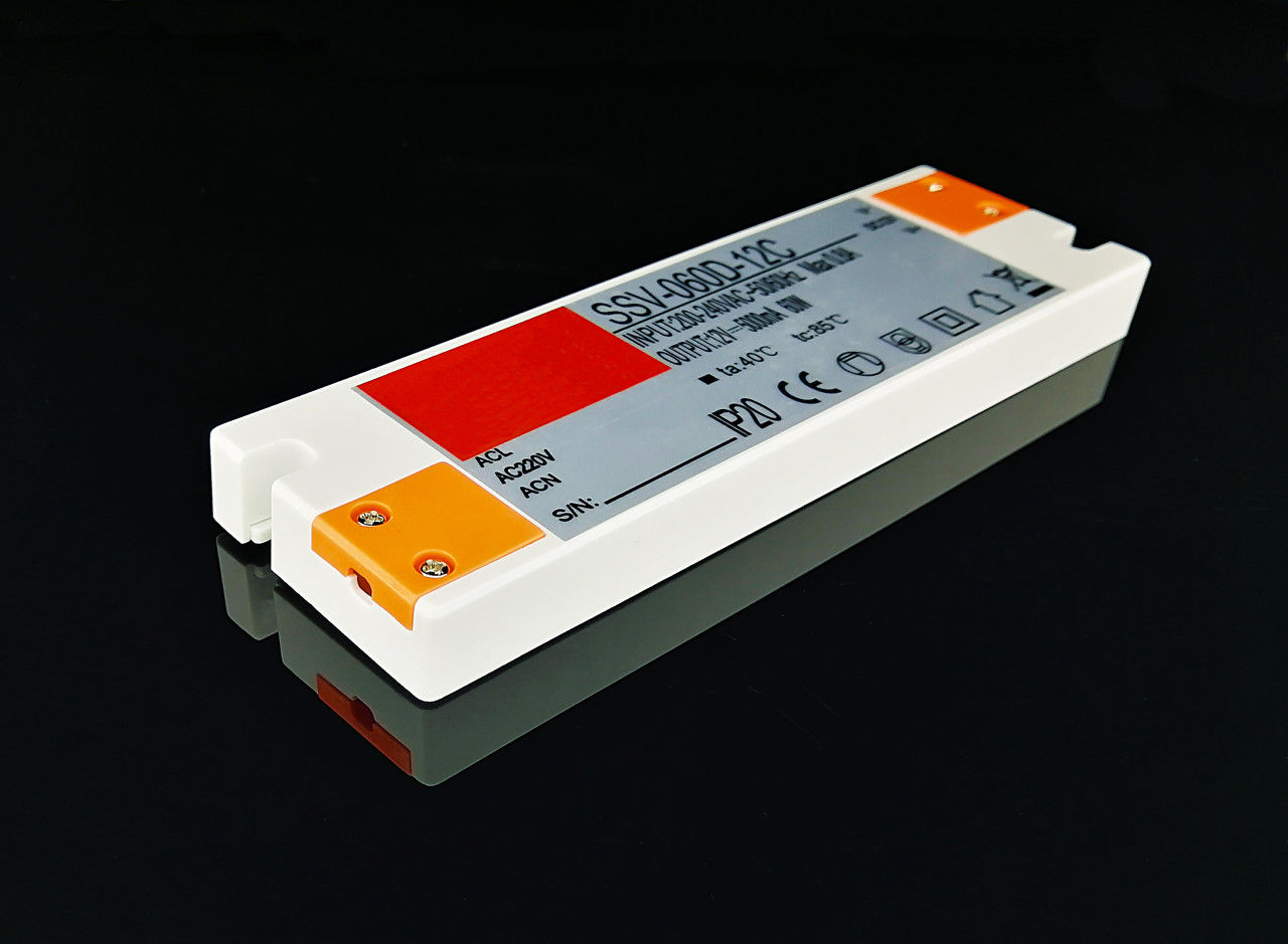 Блок питания 60W 12V 5А IP44 пластик компактный