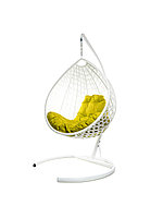 Подвесное кресло Malibu Люкс с ротангом белое, жёлтая подушка