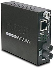 FST-801 медиа конвертер FST-801 медиа конвертер/ 10/100Base-TX to 100Base-FX (ST) Smart Media Converter