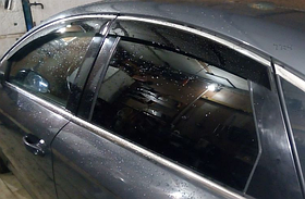 Дефлекторы боковых окон (с хром. молдингом) для Ford Mondeo седан (2007-2013)
