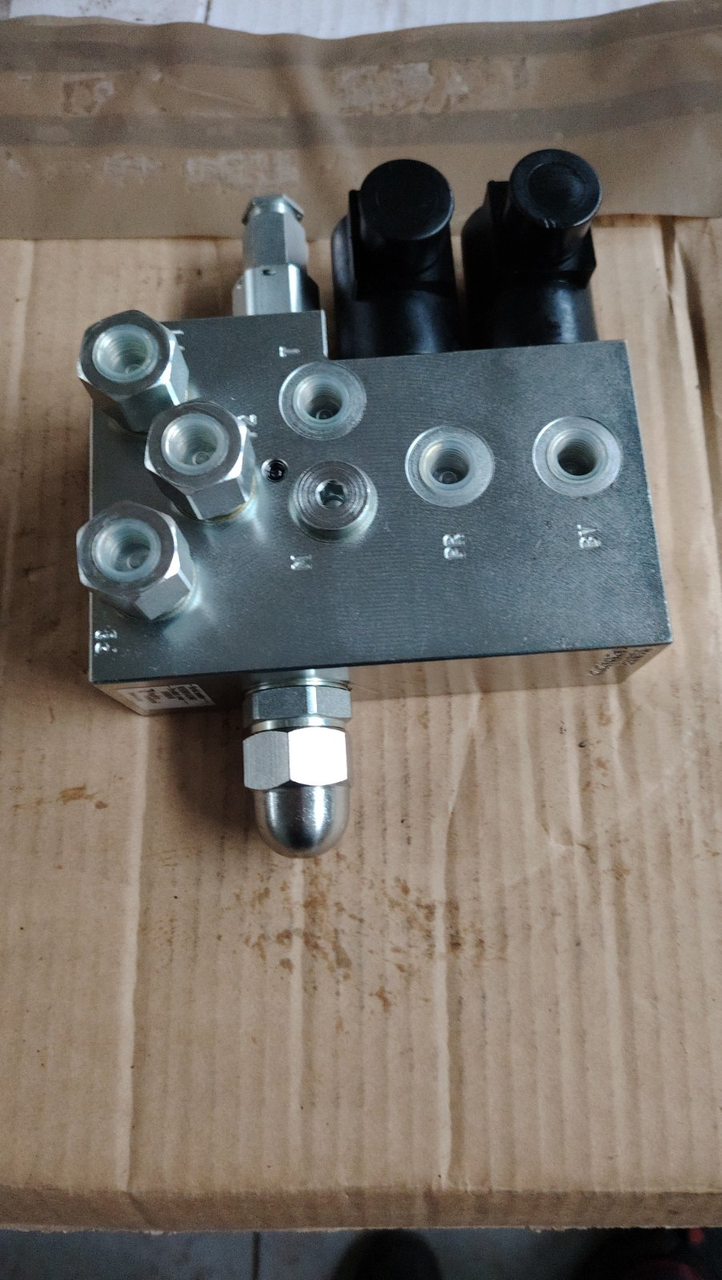 1008030 КЛАПАН ПИТАНИЯ